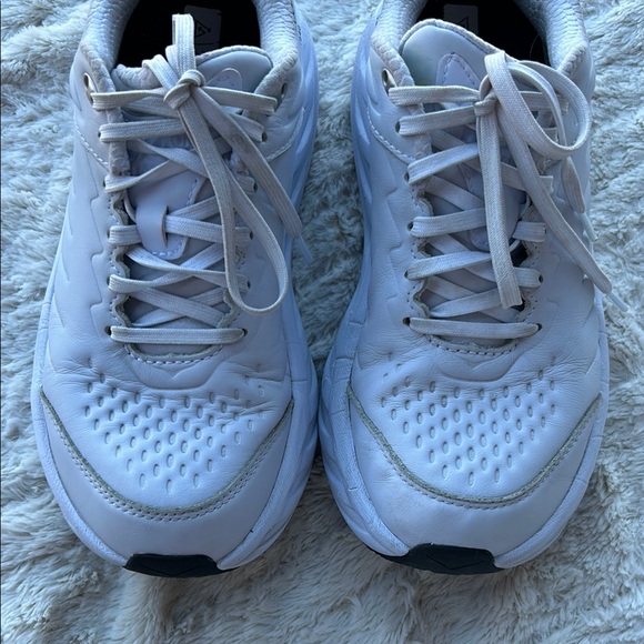 Hoka White Sneakers with Breathable Mesh and Athletic Design - Picture 2 of 7